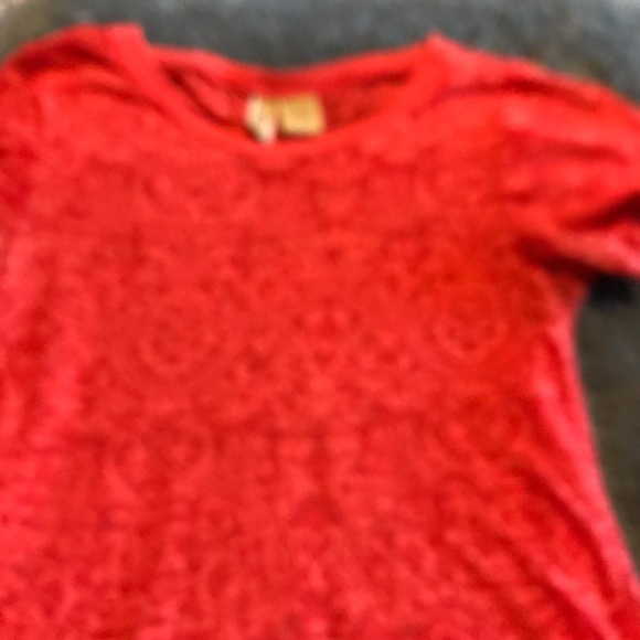 Top - Picture 2 of 2